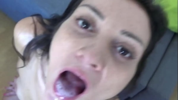 My friend fucks me while i'm putting on makeup and ends up cuming in my mouth 