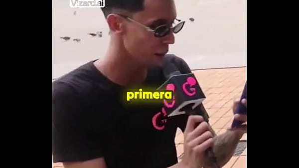 Regalando dinero en la calle #elchicletv #chiclenoticias #participa #chiclenoticias #venezuela #atrevidoypegajoso #gana 