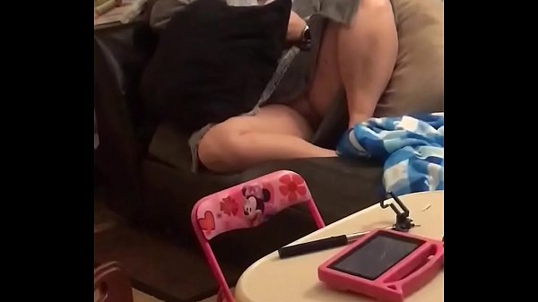 Play MP4 - DIRTY TALKING AMATEUR TINDER DATE GIVES ER THANKS TO A VETERAN