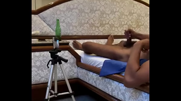 Nonton Ao Vivo Aqui No Motel. Gravando O Puto Se Transmitindo - Ele Adora Se Exibir - . Preto, Pentelhudo, Cheio De Sebo. thumbnail