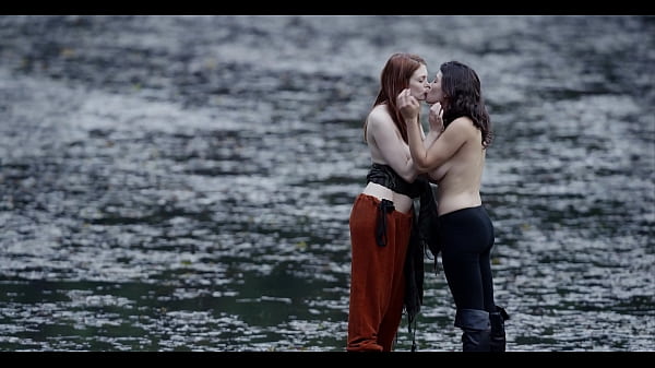 2 Woman Have Sex Outside thumbnail