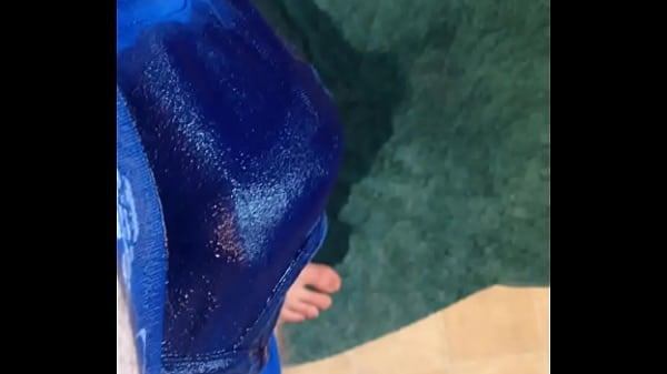 trim.790372E0-E2DE-4787-9C50-A459FAC2257F.MOV 