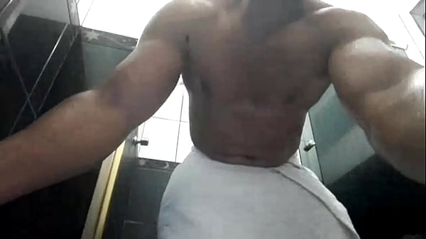 Ducha com leitada gostosa 