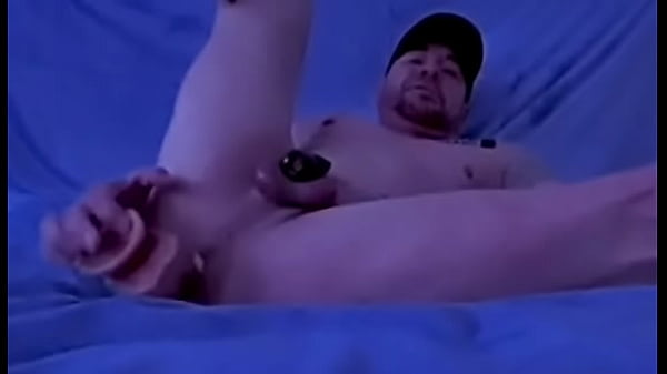 Mexicano Puto Sumiso Marica En Castidad Se Mete Dildo thumbnail