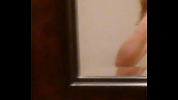 Nonton Titties thumbnail