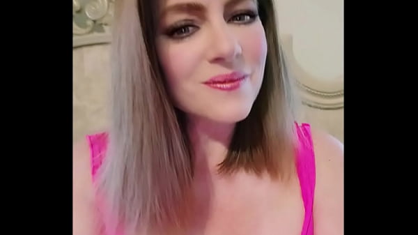 Closeup Cell Phone Video Of Sexy Milf Nikki In Pink Lingerie Sucking And Fucking Glass Dildo thumbnail