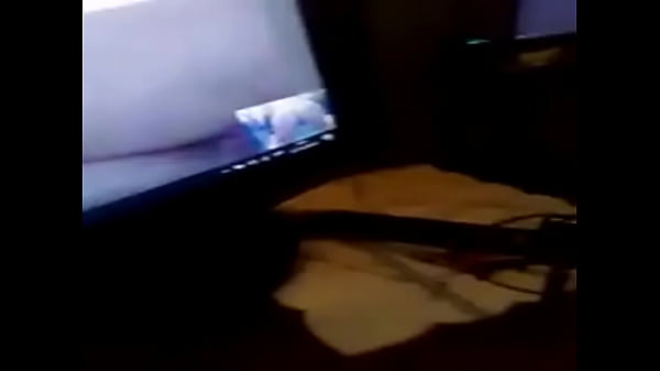 mostrando mis nalgotas por skype 