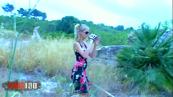 Nonton Skinny French Blonde Starla-candy Hunts For Cock In Nature Pov, Gets Fucked By Phil Hollyday thumbnail