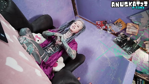 Ink covered beauty&rsquo;s livestream featuring anal fun