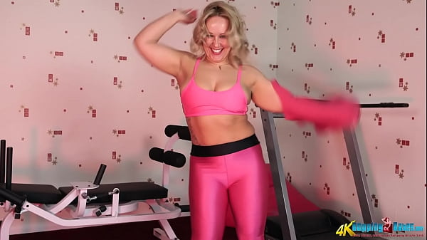 Ashley Rider - Booty Shaking thumbnail