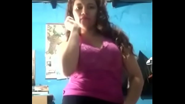 Nonton Como Se Mueve La Perra Xq Desea Vergas En Su Vagina thumbnail