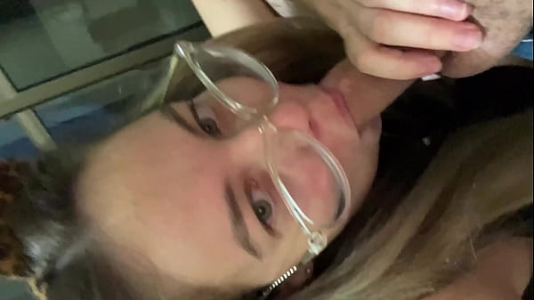 Esposa Chupando O Corno. thumbnail