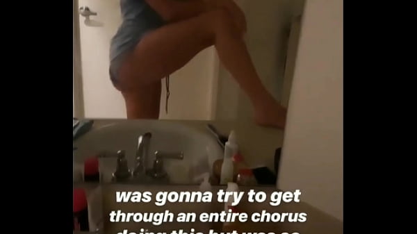 Gabbie Hanna (The Gabbie Show) shaking her ass