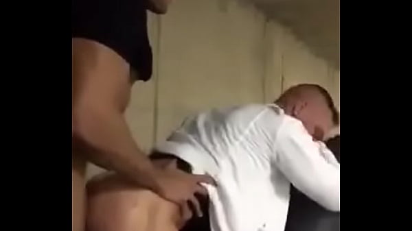 Clavada En La Cochera thumbnail