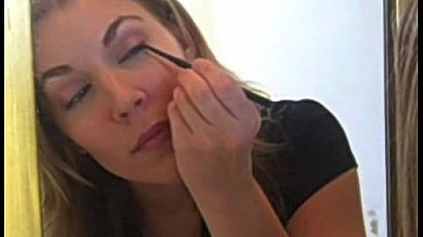 Eye Makeup for Transgenders 