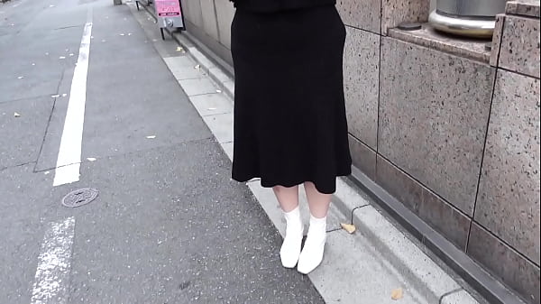 Snsで募集した女の子たちにお小遣いを払ってハ〇撮り撮影をさせて貰ってます　本気〇人なので、リアルなハ〇撮りをお伝えしたいです！