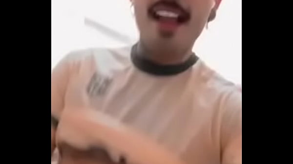 Aqui Tem Macho Quente Pra Te Dar Leite thumbnail