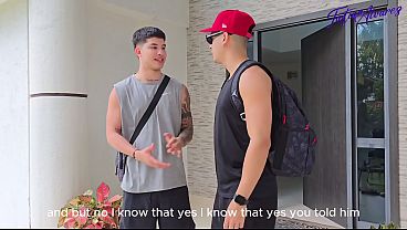 Hago Un Trio Con Mi Novio Y Su Amigo En La Playa thumbnail