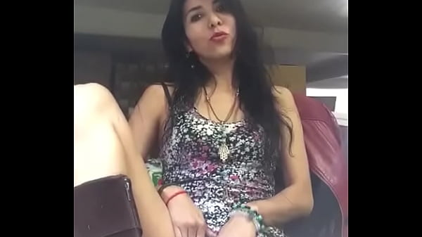 Toc&aacute;ndome en el almac&eacute;n 2 