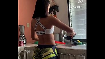 Delicia se exibindo 