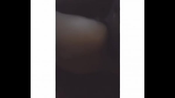 Play MP4 - &quest;&quest; exactly how i like it