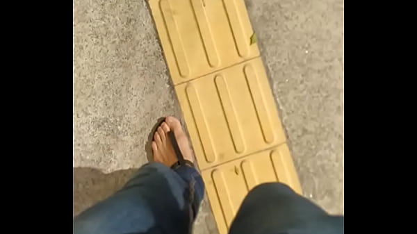 Peguei A Melissa Sun Da Esposa E Fui Andar Em P&uacute;blico thumbnail