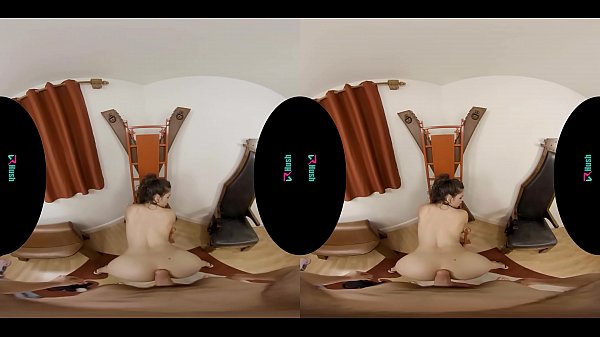 hot brunette just wants you to pound her fuck hole in virtual reality 