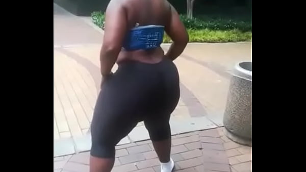 Bbw big booty shake