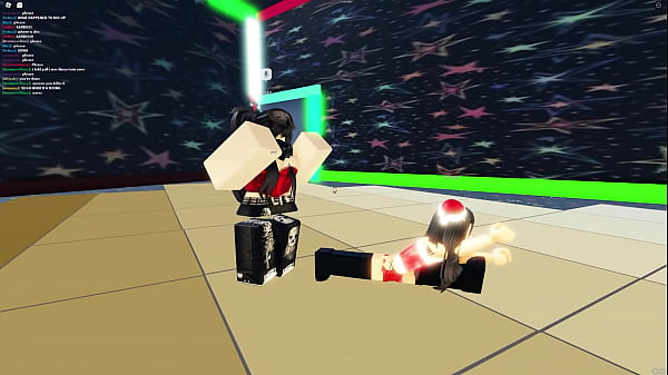 Nonton Two Hot Chicks Fuck After Party thumbnail