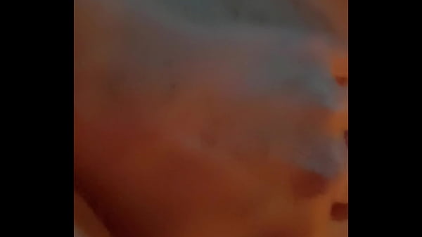 Caresser mon corps_de cochonne