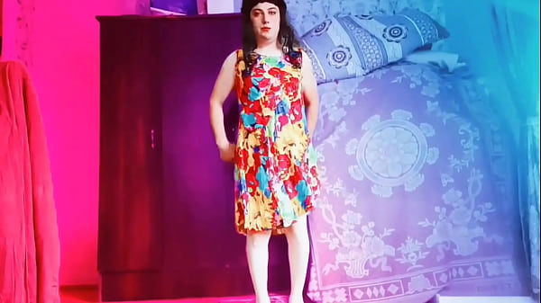 Hot Sissy Slowly Teasing Everyone Watching With Naughty Grace 