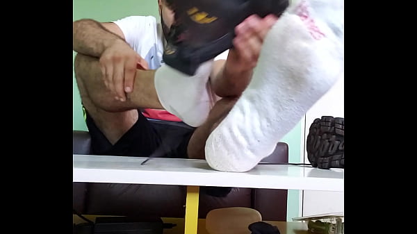 Play MP4 - Depois de dirigir o dia todo&period; Chule ta uma delicia aqui&period;