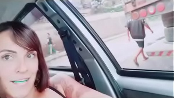 Play MP4 - Pattyzinha soares colocou o rapaz pra chupar no carro