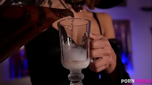 Squirting Witch Veronica Leal butt fucked by witch hunter to the XXXtream GP1009