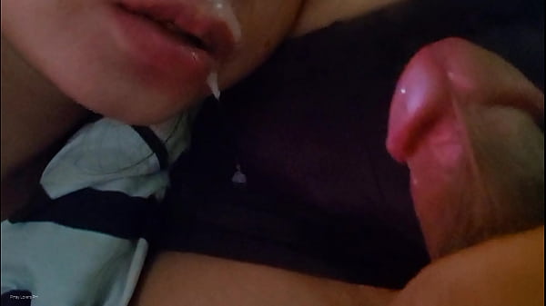 Solid sumubo si stepsister pinutok sa bibig sabay_nilunok_daming_tamod