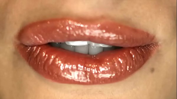 Play MP4 - Black girl&comma; white guy&comma; HOT sex&excl; Naughty America