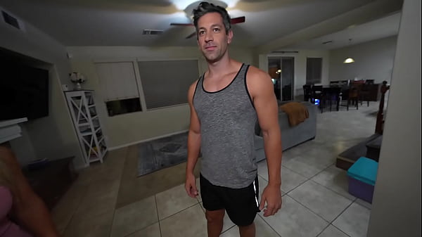 Play MP4 - Hotwife Cheats with Stud in Front of Hubby