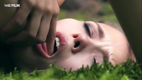 Play MP4 - W4B-Milla