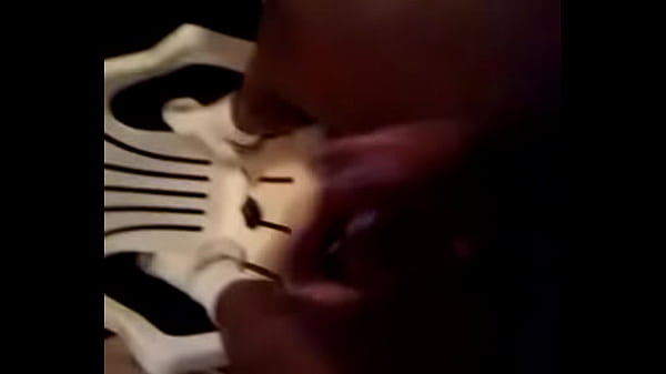 Nonton Beat Off 1 thumbnail