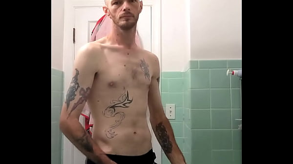 Let'_s take a sexy shower