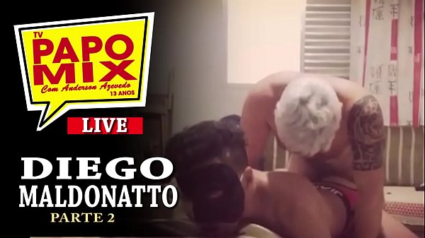 PapoMix confere os fetiches do Pornstar Diego Maldonatto 