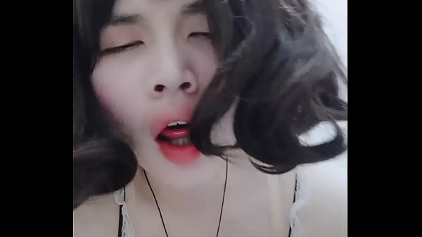 中国伪娘女仆假鸡鸡自慰 