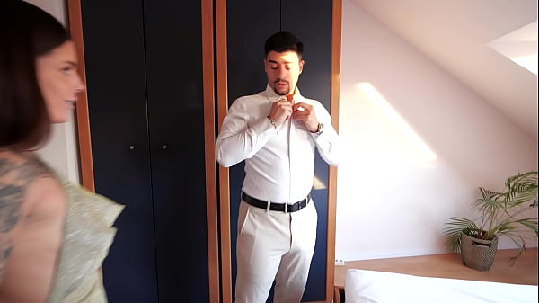 Nonton Double Creampie Threesome Fuck For Big Natural Boobs Hot Girl thumbnail