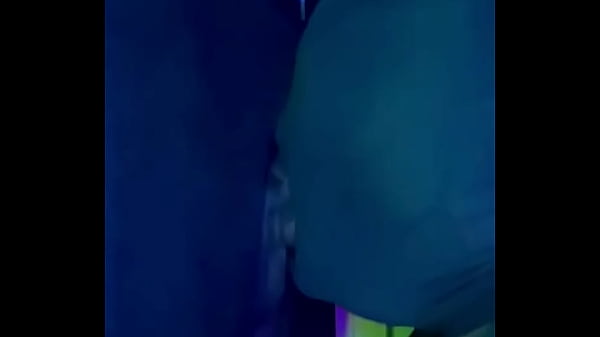 He was passin through on his way to denver made a pitstop at let me suck that meat off the bone he moaned the whole 