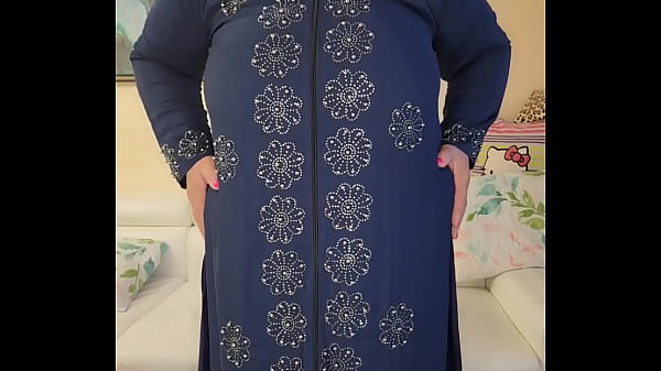 Fat ass and big boobs mature grandma kissing her lover