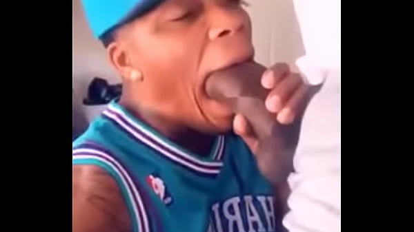 Play MP4 - Artista urbano dominicano