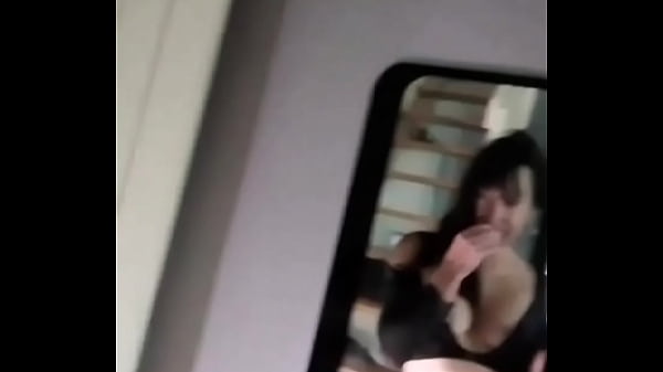 Petite coquine en d&eacute;couvrir plus dans ma derni&egrave;re vid&eacute;o et les autres 