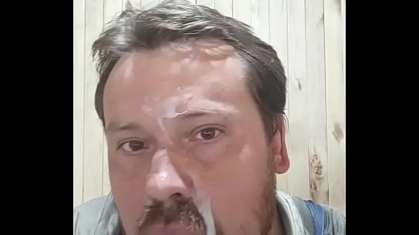 Play MP4 - Loud orgasm&excl; Gay guy eats fresh cum and pours it on his face&excl;