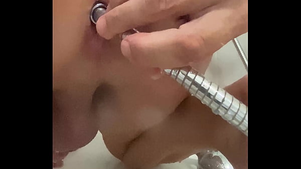 Play MP4 - Extreme deep colon cleaning shower