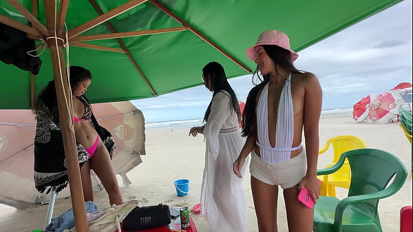 Nonton Quando O Passeio &eacute; O Ted As Mulheres S&atilde;o Garantidas - Maya Hyuga - Bia Andrade - Candy Debby thumbnail